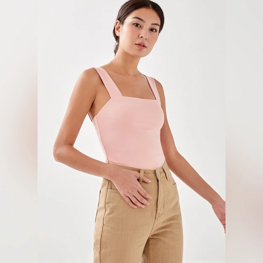 🌻 HOST PICK 🌻 💕 Love Bonito Norah Pink Square Neck Bodysuit 💕 - Picture 3 of 6